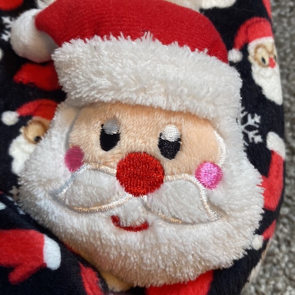 NEW Santa Claus Christmas Slippers ADORABLE NWOT - Picture 3 of 7